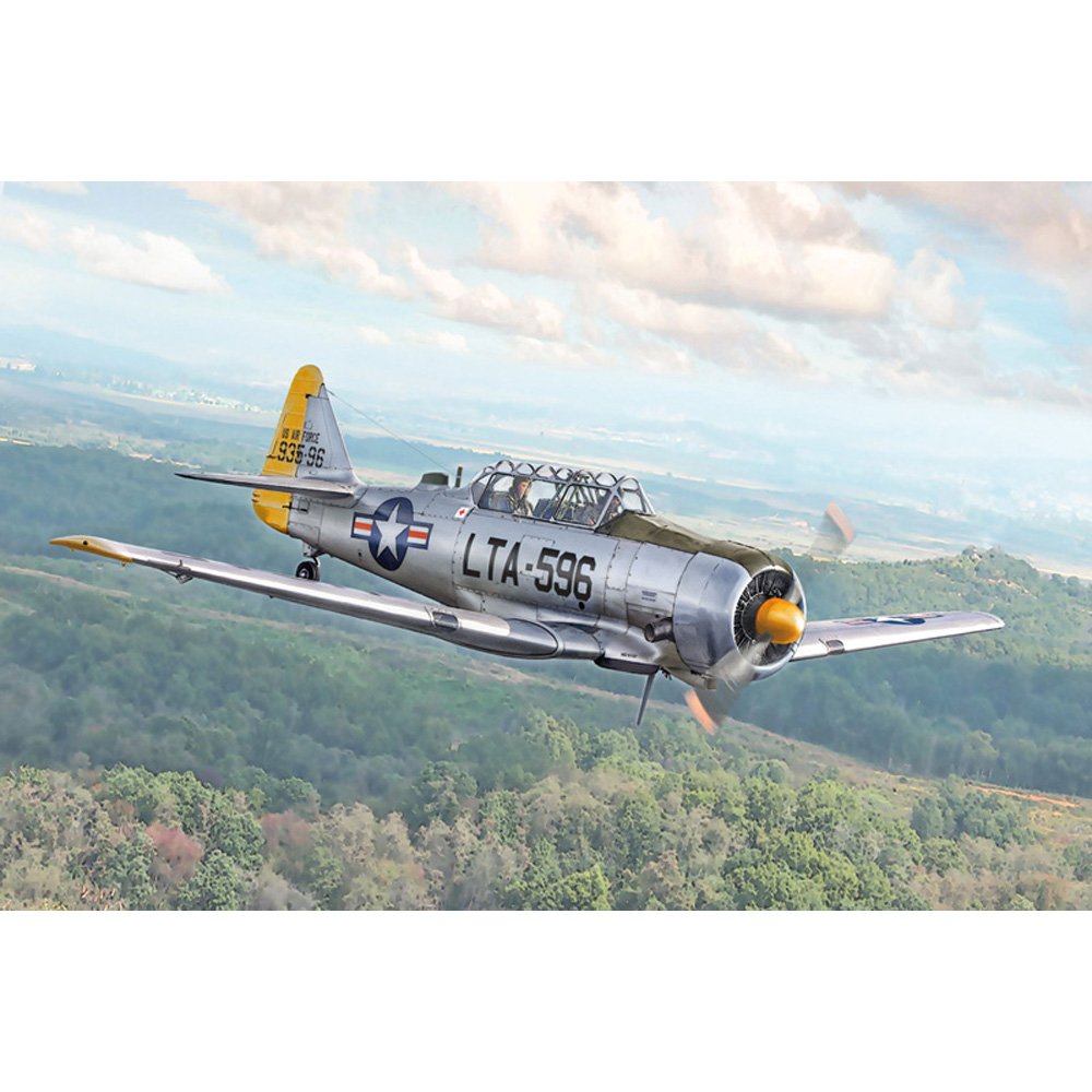 
                  
                    ITALERI 1/48 T-6G TEXAN
                  
                