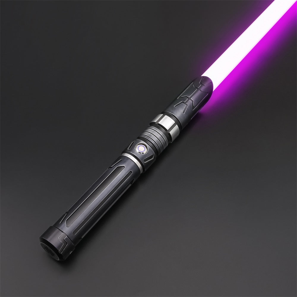 
                  
                    Halo E35 S16 Light/Battlesaber
                  
                
