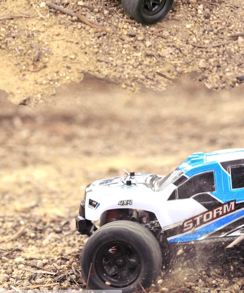 
                  
                    Storm Blue 1/18 4WD RTR High speed truck 2.4g 35KM 20 Minute runtime Blue Body
                  
                